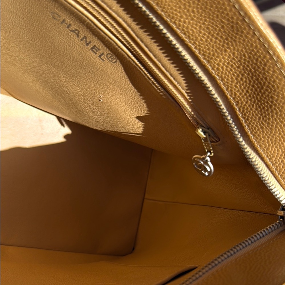 EUC! Chanel Caviar Leather Medallion Shoulder Bag also Tan Quilted Tote Bag - Picture 4 of 6